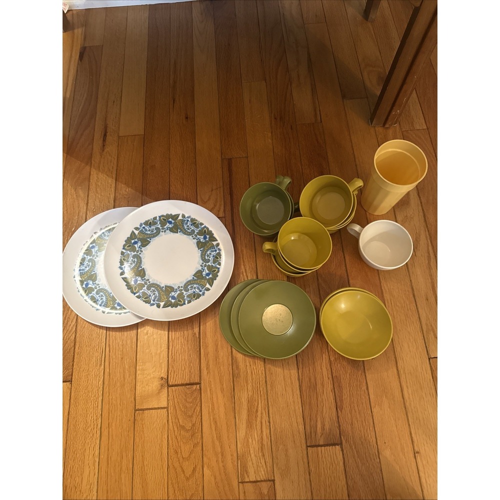 Lot‎ 21 Pc 1960's /70s MCM VTG Dish Set Allied Chemical Windsor Melmac Packer